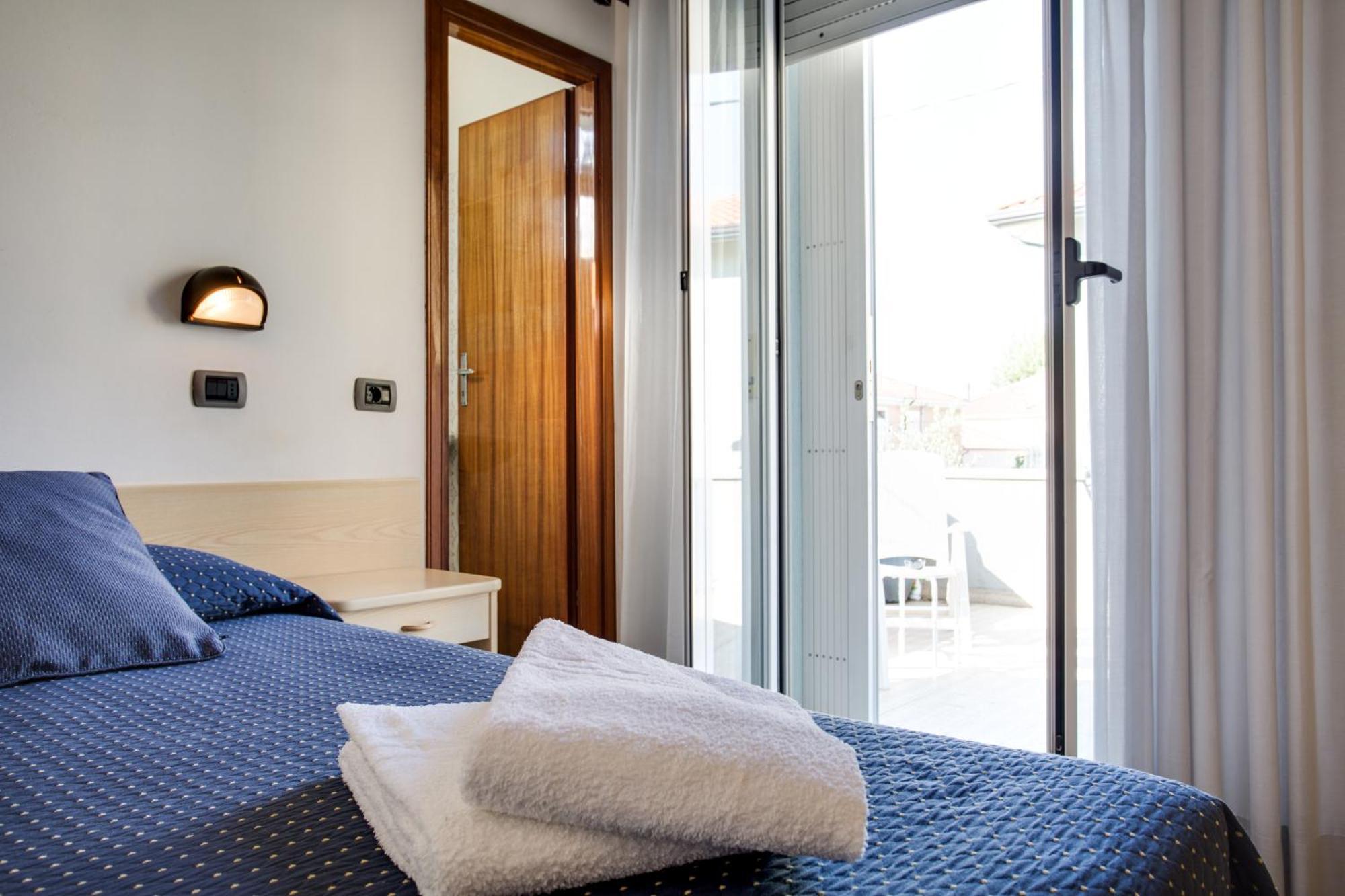 Hotel Villa Dei Gerani 리미니 외부 사진