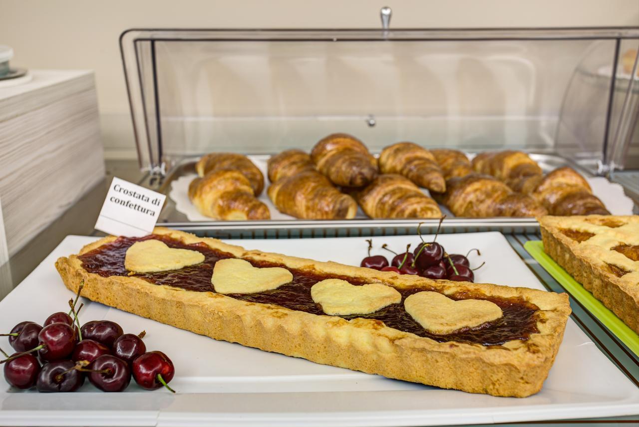 Hotel Villa Dei Gerani 리미니 외부 사진