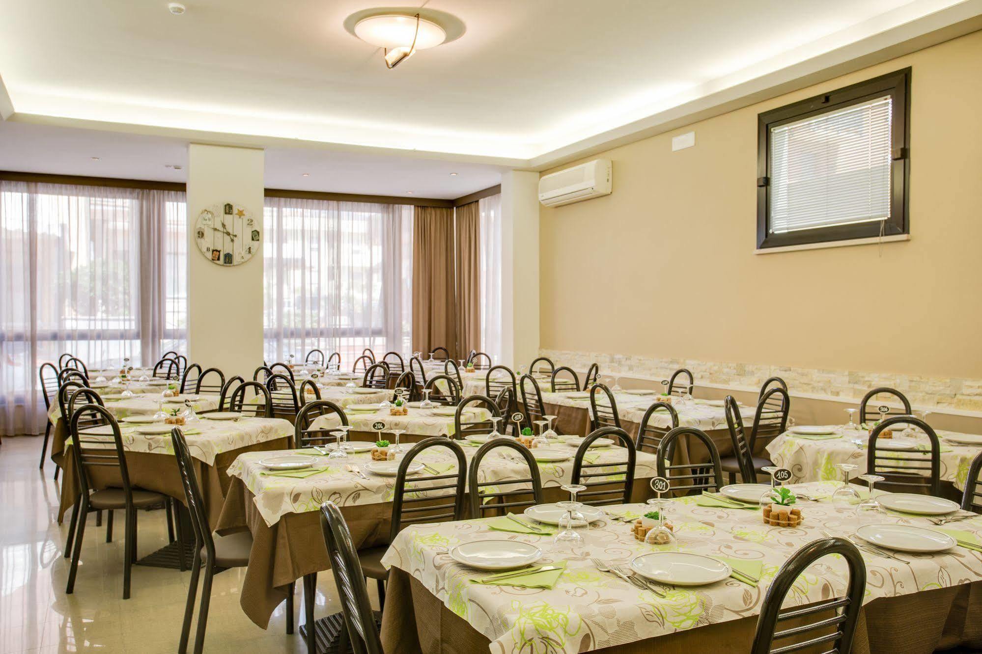 Hotel Villa Dei Gerani 리미니 외부 사진