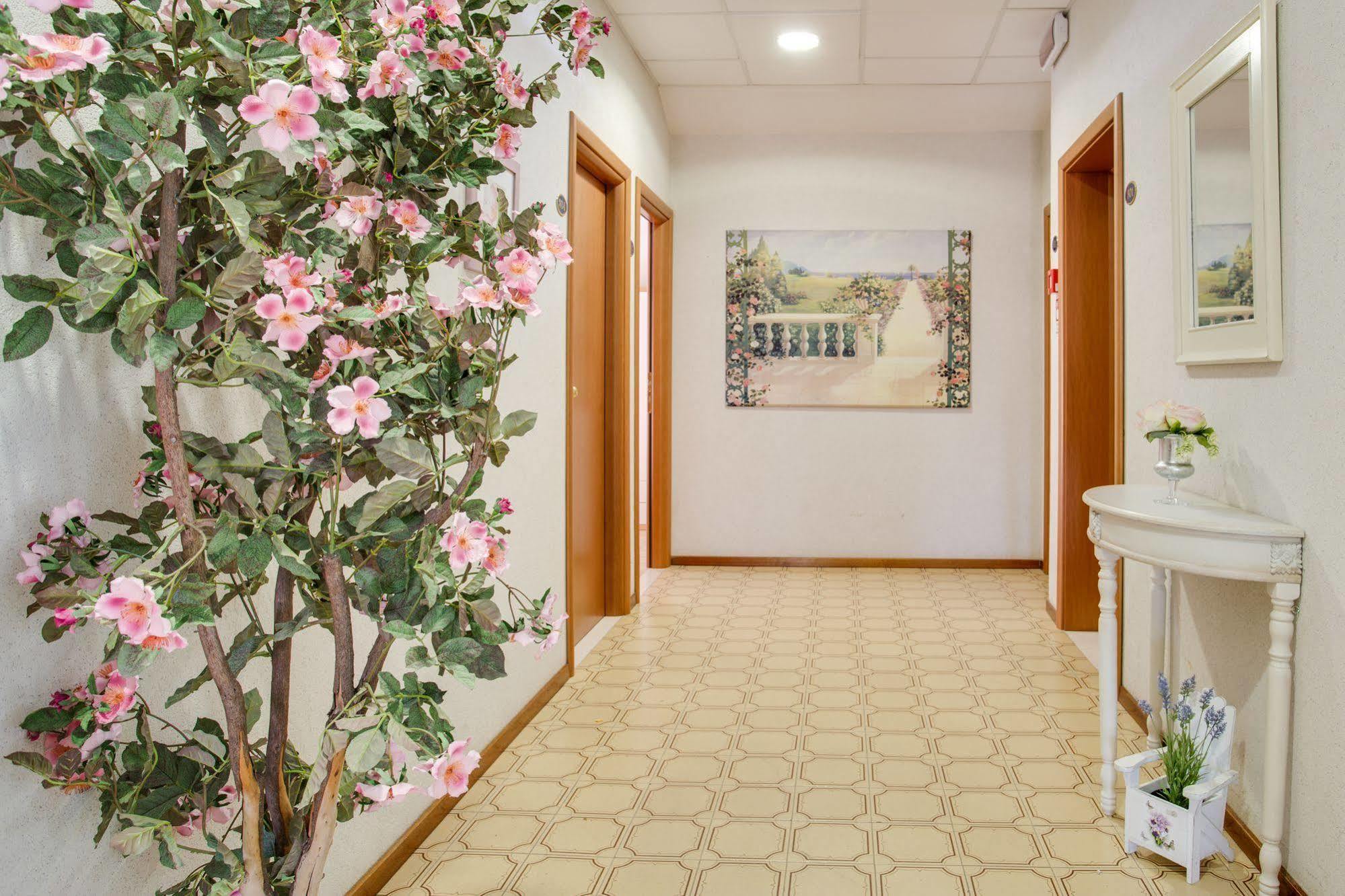 Hotel Villa Dei Gerani 리미니 외부 사진