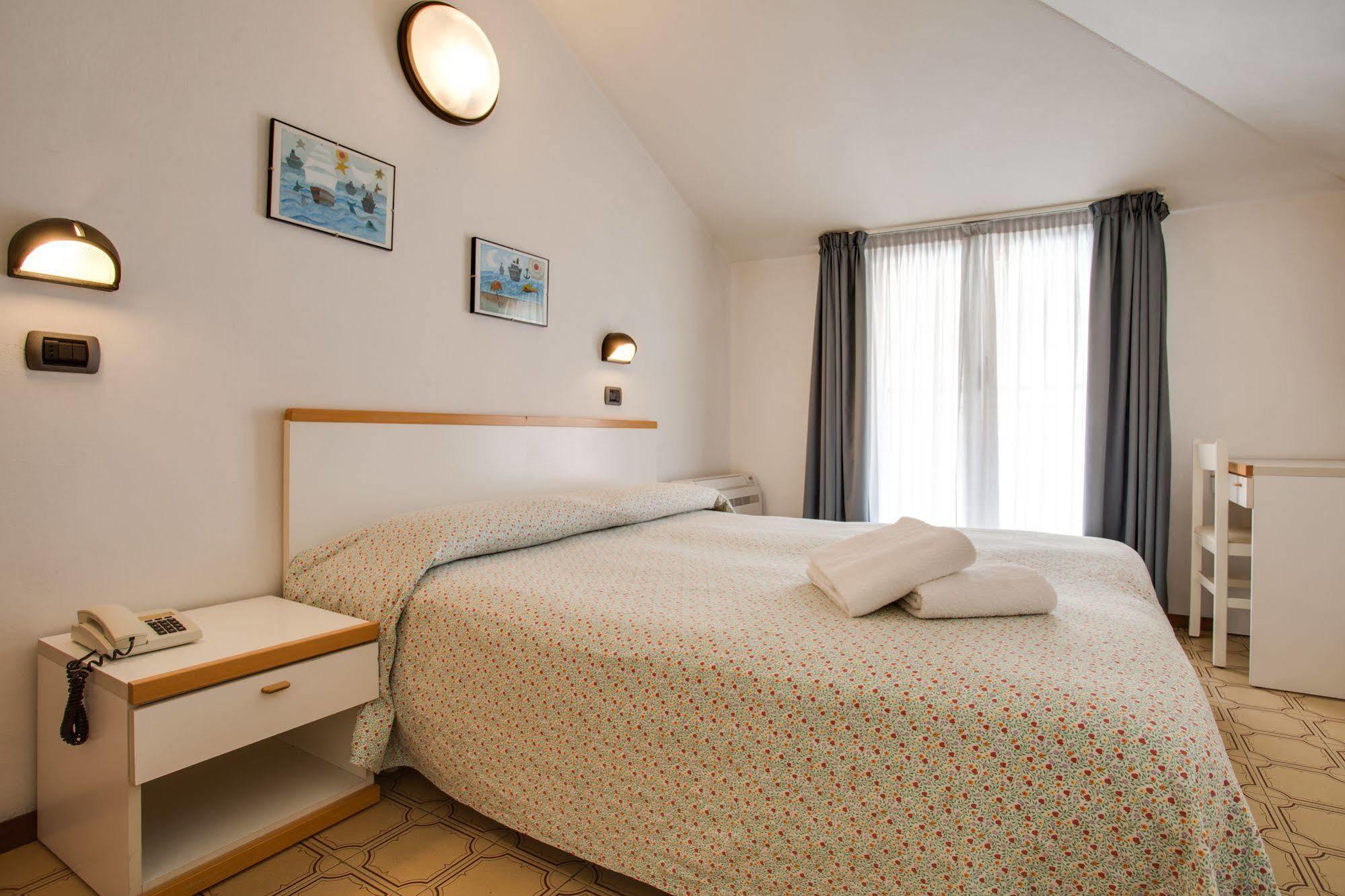 Hotel Villa Dei Gerani 리미니 외부 사진